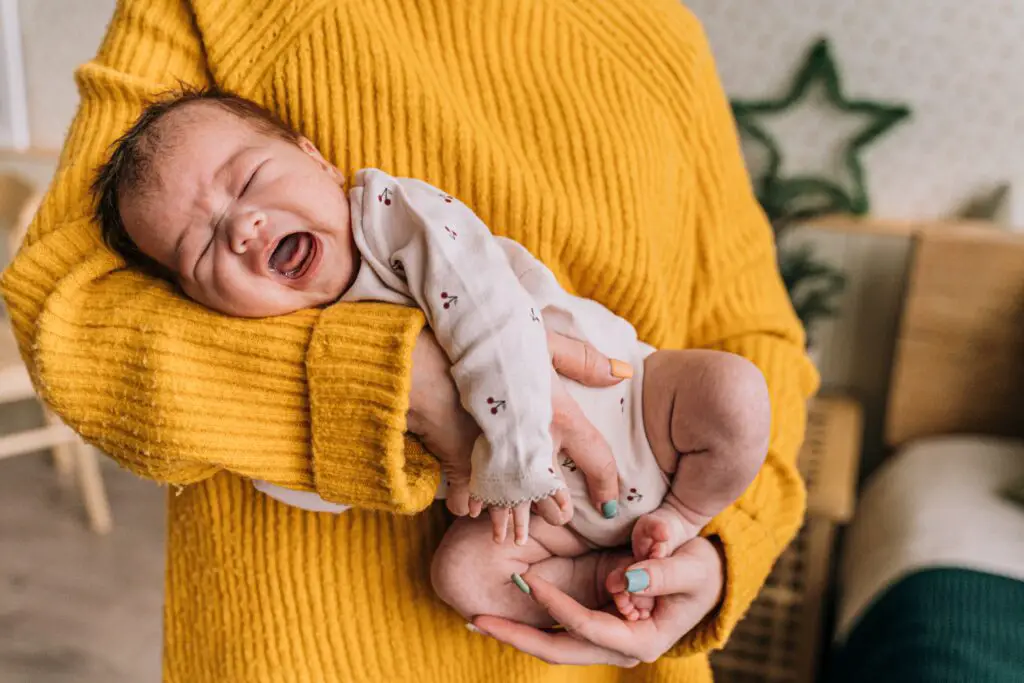 why do babies cry when sleepy